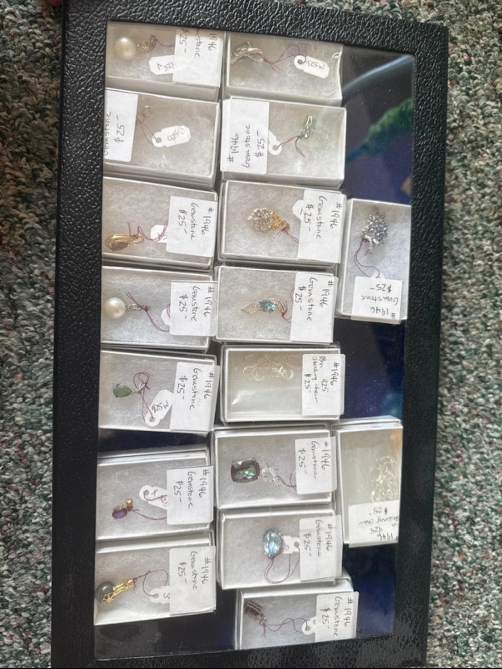 Entire case of 925 sterling jewelry - 17 pieces